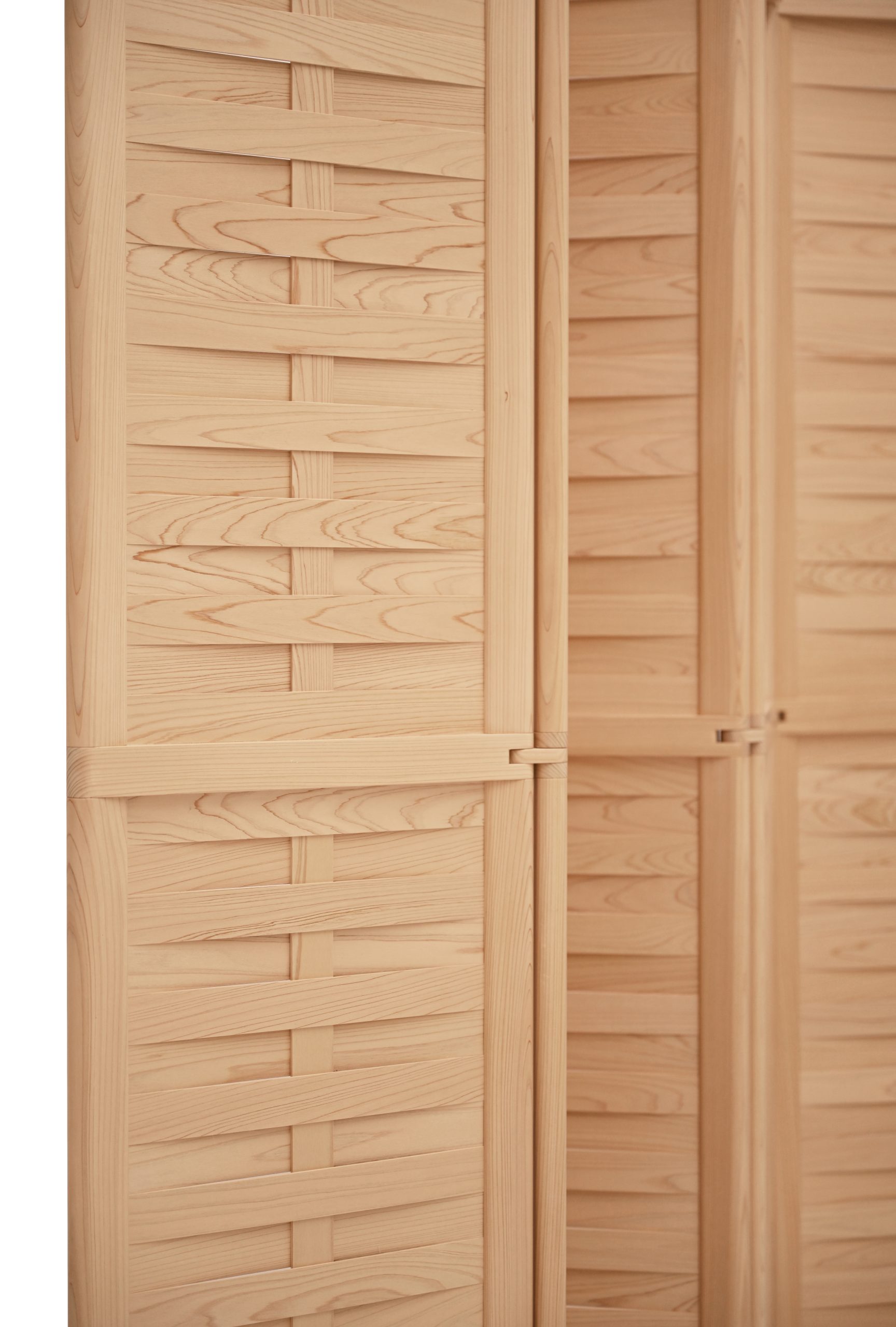 ROOM DIVIDER